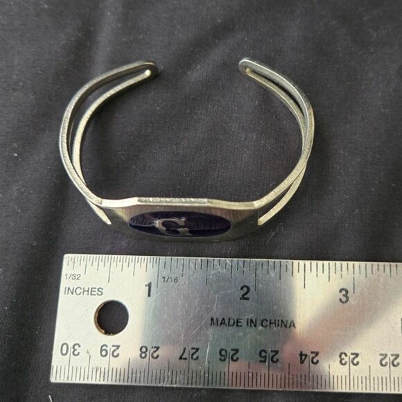 Vintage Silver Cuff Style "G" Bracelet - Picture 3 of 6
